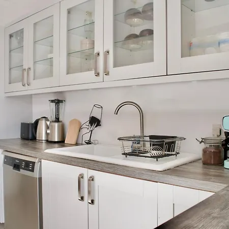 Pensjonat Private - 2 Bedroom Shared In Blata L-bajda - Close To Valletta
