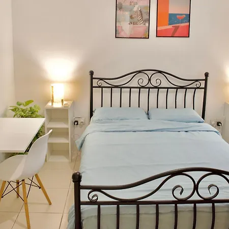 Πανσιόν Private - 2 Bedroom Shared In Blata L-bajda - Close To Valletta Hamrun