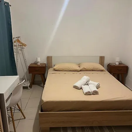 Private - 2 Bedroom Shared In Blata L-bajda - Close To Valletta Πανσιόν