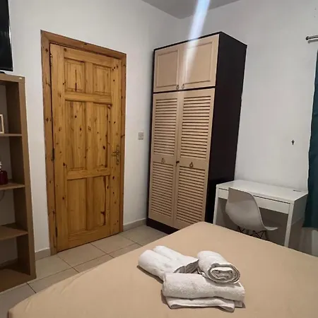 Πανσιόν Private - 2 Bedroom Shared In Blata L-bajda - Close To Valletta Hamrun